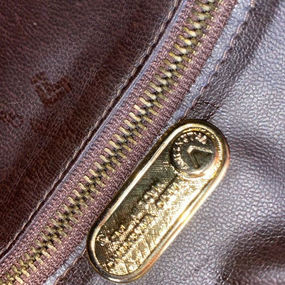 Authentic Vintage Valentino Crossbody - Picture 5 of 7